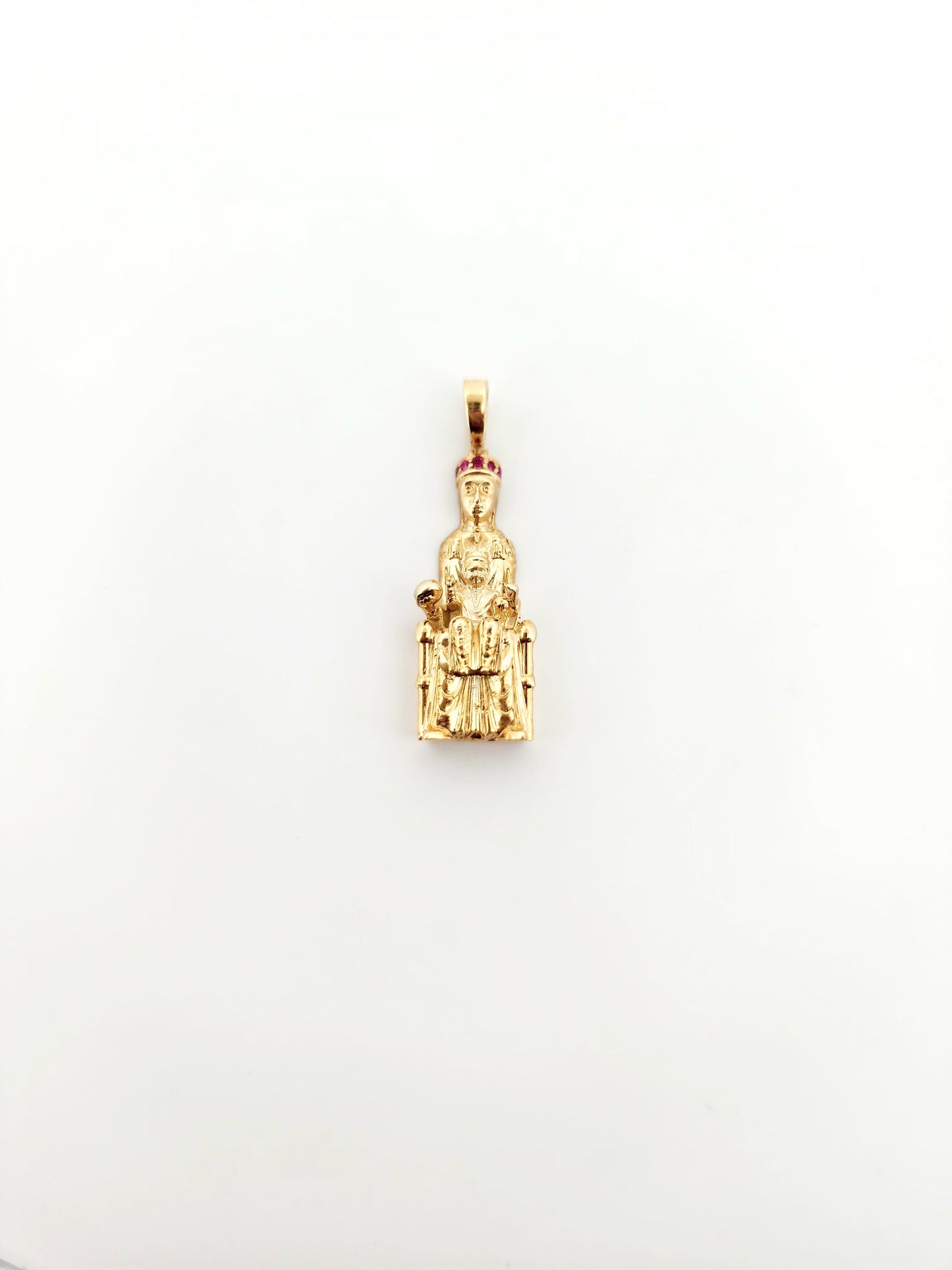 Dije de Nuestra Señora de Monserrat 10k