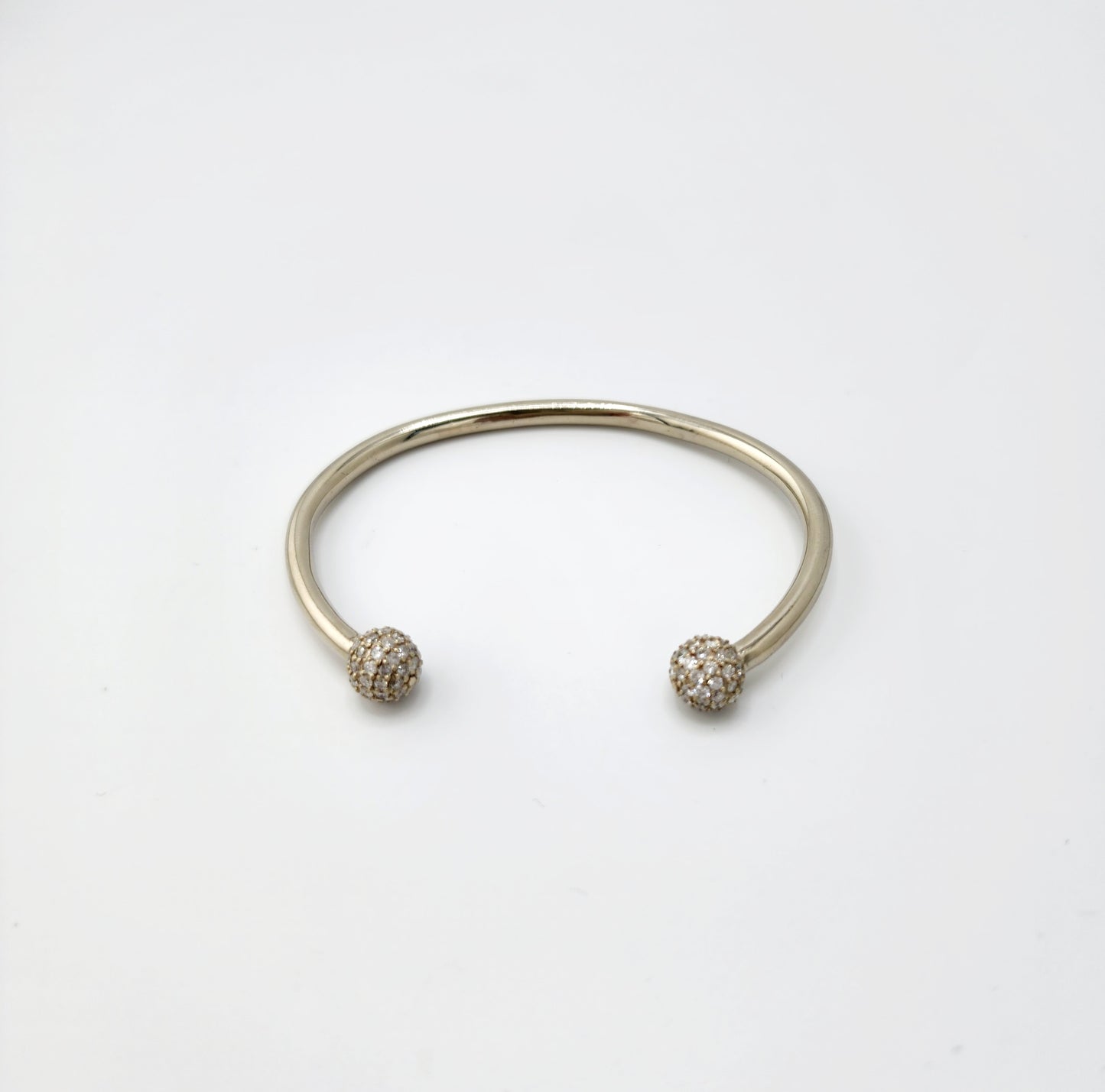Pulso oro blanco de bolas full diamond por Orden